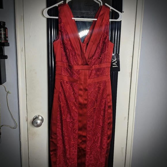 Red Jax satin/lace/floral dress sz 2 - Picture 5 of 7